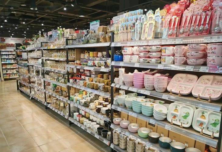 貨架上的生活美學 胖東來日用百貨陳列的匠心密碼